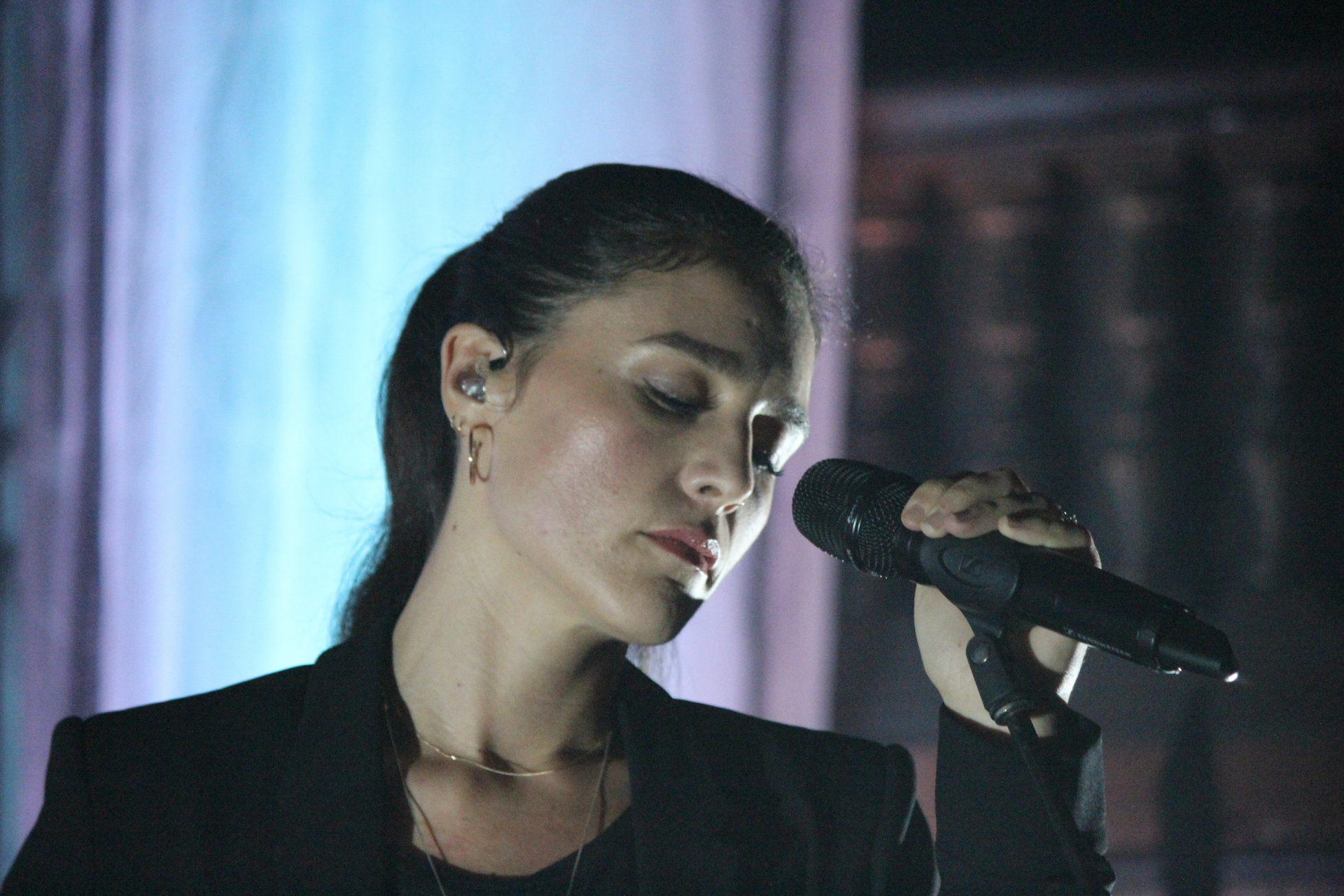 Jessie Ware at the Tower Theater