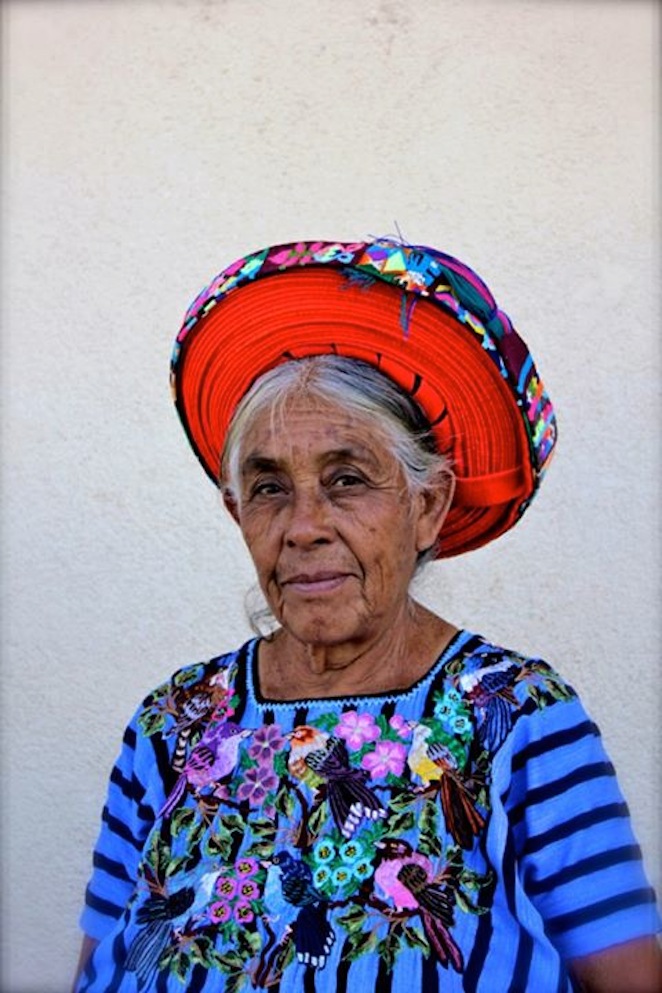 santiago atitlan guatemala traditional headdress